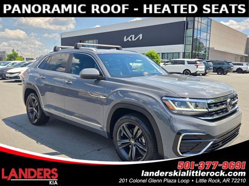 Used 2022 Volkswagen Atlas Cross Sport SEL R-Line AWD/4WD image 1