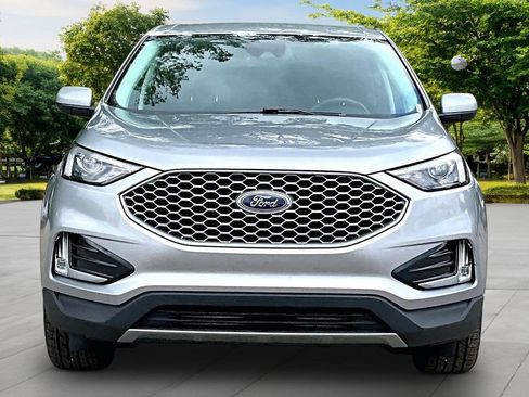 Certified 2023 Ford Edge SEL w/ Convenience Package AWD/4WD image 3