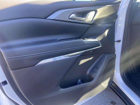 New 2026 Chevrolet Traverse LT w/ Midnight/Sport Edition image 12