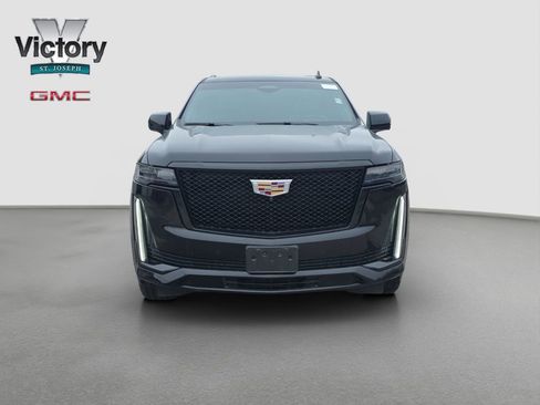 Used 2023 Cadillac Escalade ESV Sport Platinum AWD/4WD image 2