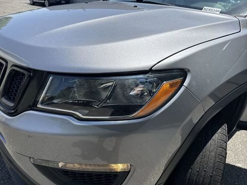 Used 2018 Jeep Compass Sport AWD/4WD image 28