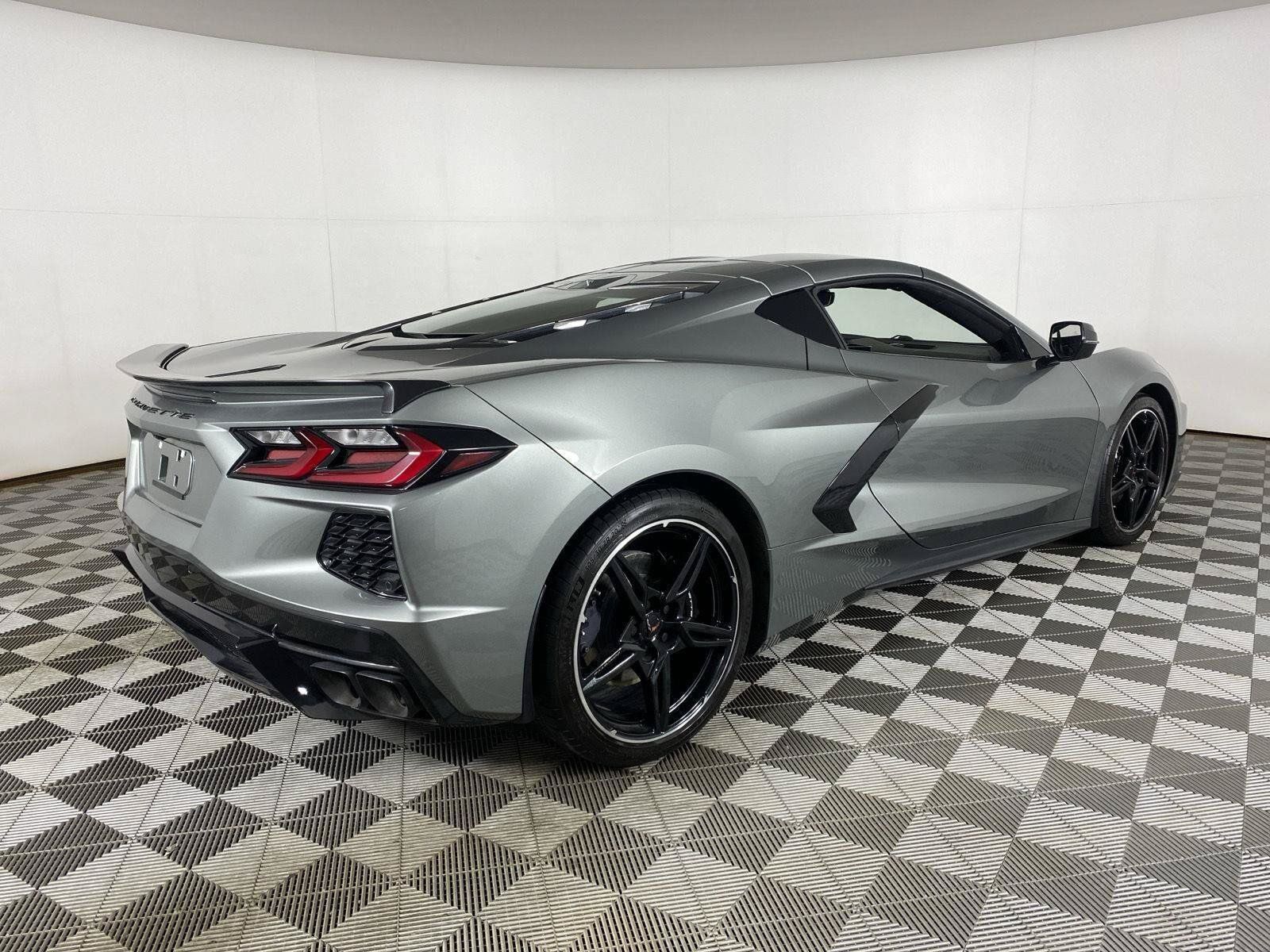 Used 2023 Chevrolet Corvette Stingray Preferred Cpe w/ Stealth Interior Trim Package RWD image 7