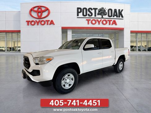 Used 2019 Toyota Tacoma SR w/ SR Convenience Package RWD image 4