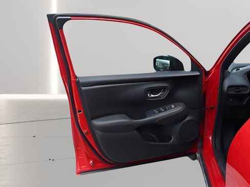 Used 2023 Honda HR-V Sport image 12