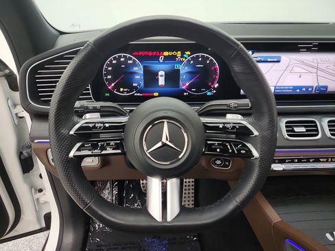 Certified 2024 Mercedes-Benz GLS 450 4MATIC image 13
