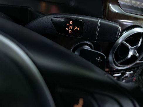 Used 2015 Mercedes-Benz GLK 350 2WD image 22