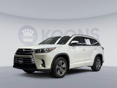 Used 2018 Toyota Highlander Limited Platinum