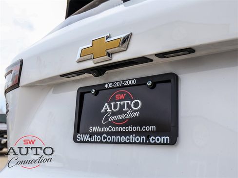 Used 2025 Chevrolet Equinox LT image 10