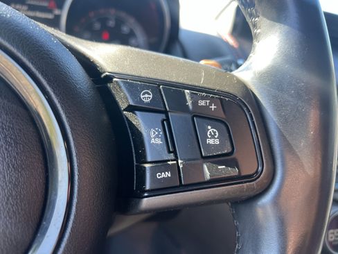 Used 2015 Jaguar F-TYPE R image 23