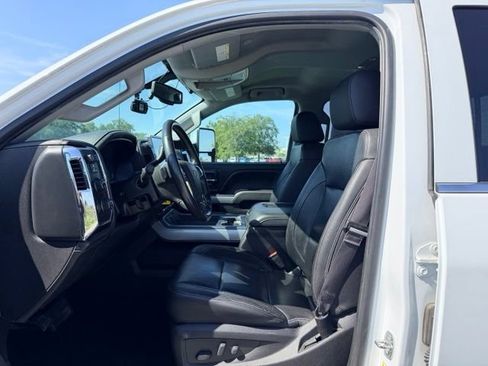 Used 2017 Chevrolet Silverado 2500 LTZ w/ Vortec Plus Package AWD/4WD image 7
