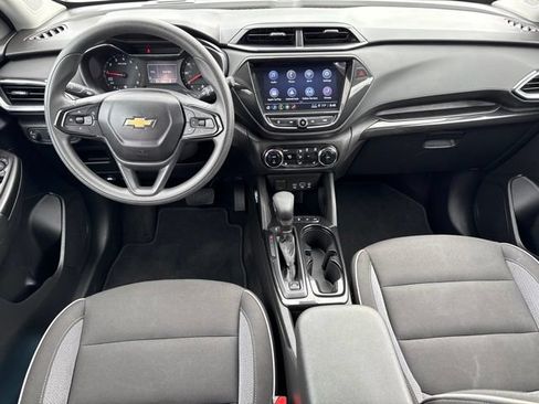 Used 2023 Chevrolet TrailBlazer LT w/ Convenience Package AWD/4WD image 23
