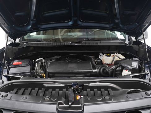 Used 2021 Chevrolet Silverado 1500 Custom AWD/4WD image 29
