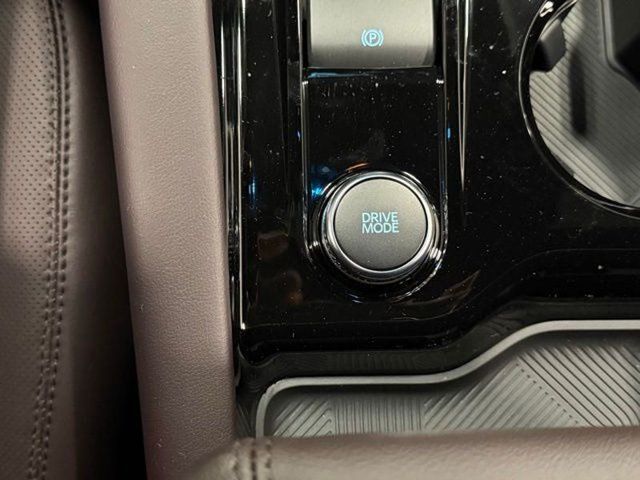Used 2026 Ford Explorer Platinum RWD image 28
