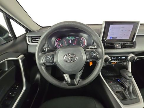Used 2025 Toyota RAV4 LE image 12