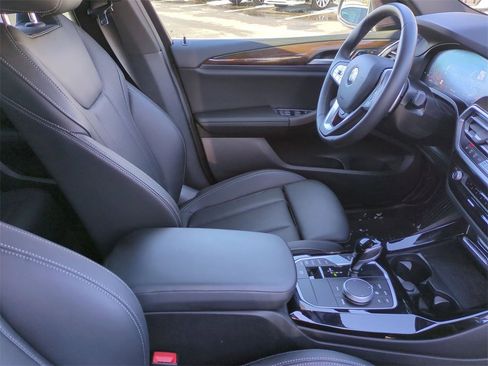 Used 2024 BMW X3 xDrive30i w/ Premium Essential Package image 36