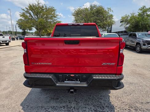 Used 2022 Chevrolet Silverado 1500 ZR2 w/ Technology Package AWD/4WD image 12