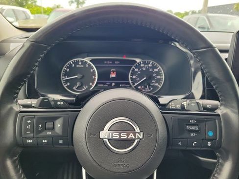 Certified 2023 Nissan Pathfinder SV w/ SV Premium Package AWD/4WD image 24