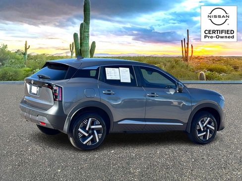 Certified 2025 Nissan Kicks SV image 5