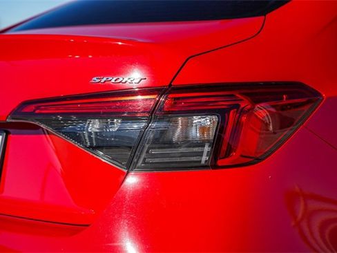 Used 2023 Honda Civic Sport image 11