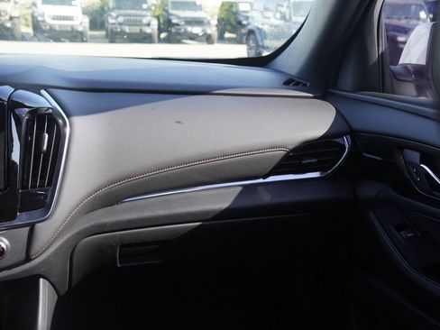 Used 2023 Chevrolet Traverse RS w/ LPO, Cargo Package image 28