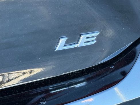 Used 2025 Toyota Camry LE image 13