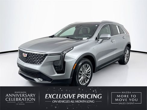 Used 2025 Cadillac XT4 Premium Luxury FWD image 1