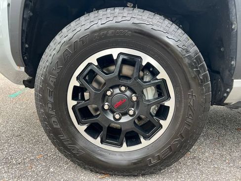 Used 2024 Toyota Tacoma TRD Off-Road w/ TRD Off Road Premium Package AWD/4WD image 13