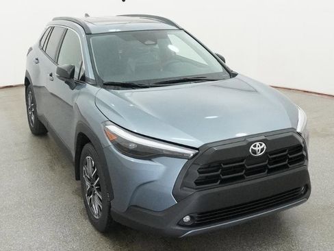 New 2026 Toyota Corolla Cross XLE FWD image 17