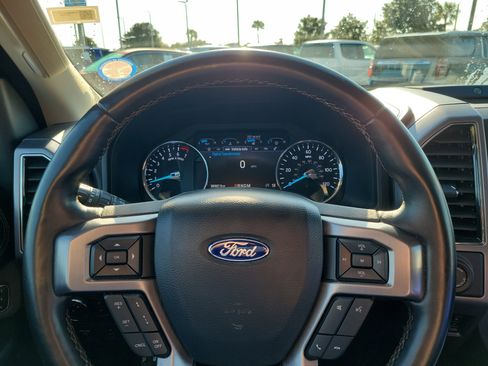 Used 2020 Ford Expedition Platinum image 23