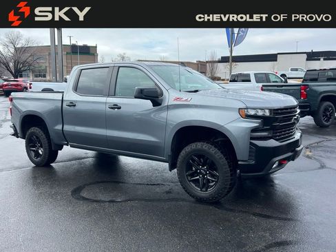 Used 2020 Chevrolet Silverado 1500 LT Trail Boss image 4