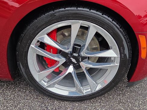 Used 2021 Chevrolet Camaro LT w/ RS Package RWD image 7