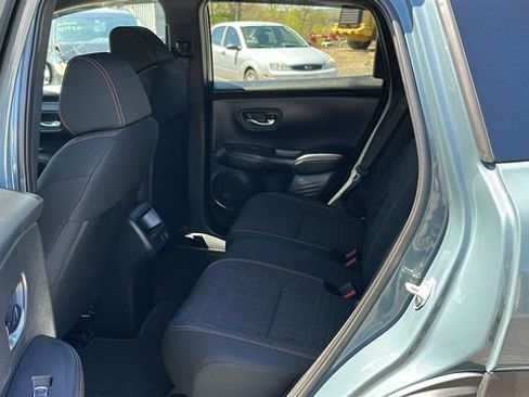 Used 2025 Honda HR-V Sport image 22