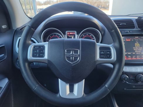 Used 2015 Dodge Journey R/T w/ Flexible Seating Group image 18