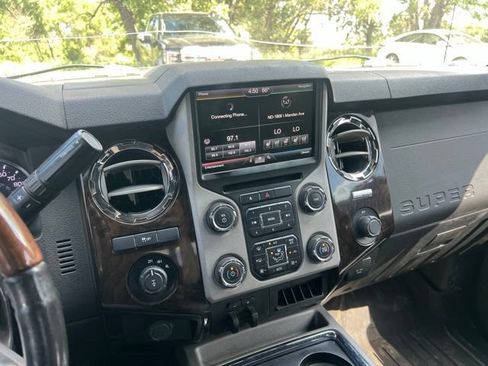 Used 2014 Ford F250 Platinum AWD/4WD image 11