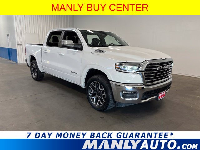 Used 2025 RAM 1500 Laramie AWD/4WD image 1
