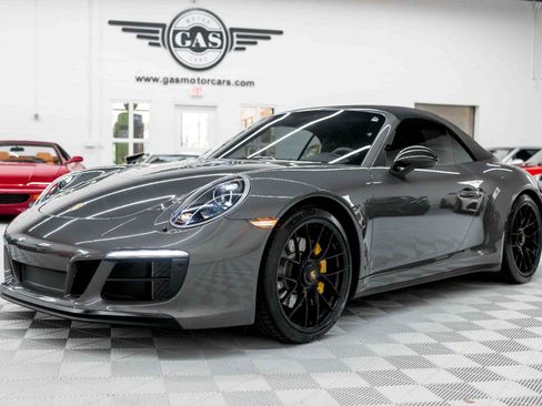 Used 2017 Porsche 911 Carrera GTS image 11