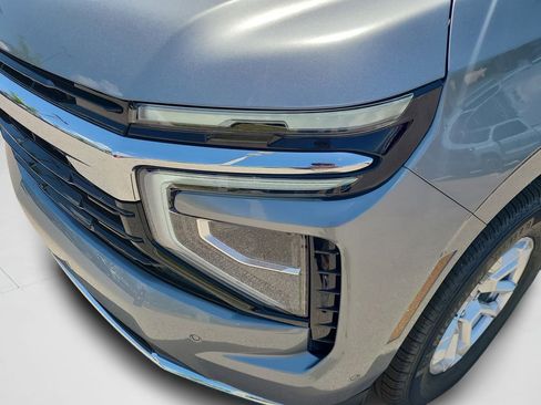 New 2026 Chevrolet Suburban LS AWD/4WD image 24