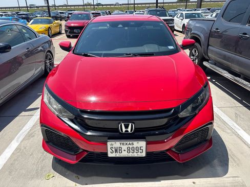Used 2019 Honda Civic LX image 2