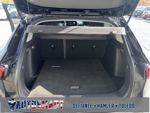 Used 2024 Chevrolet Trax ACTIV w/ Driver Confidence Package image 21