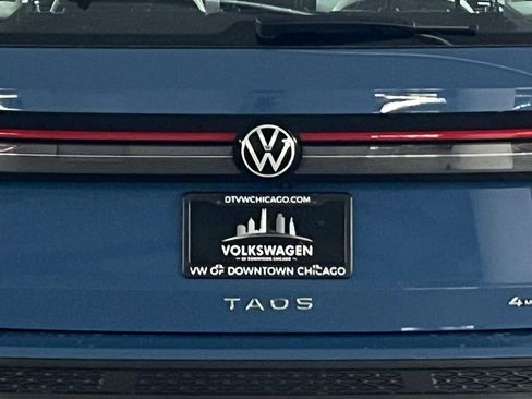New 2025 Volkswagen Taos S image 31