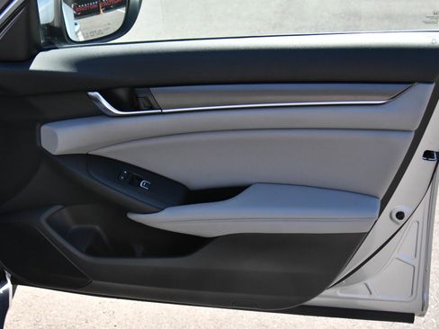 Used 2020 Honda Accord LX image 39