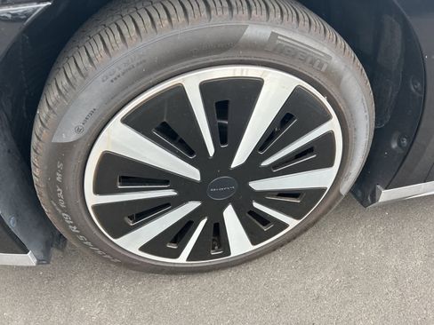 Used 2024 Lucid Air Pure image 13