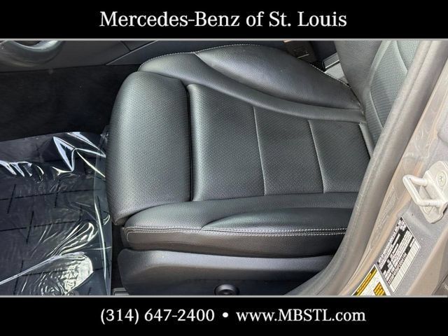 Used 2015 Mercedes-Benz C 300 4MATIC Sedan image 20