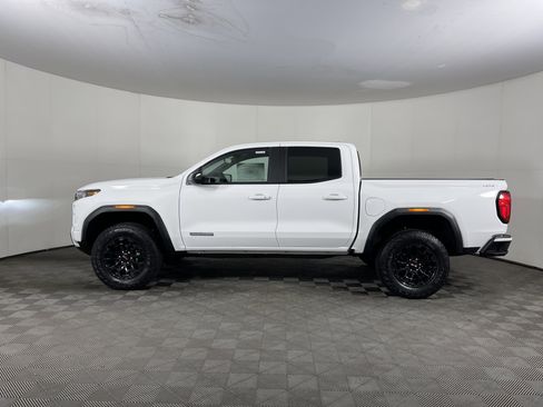 New 2026 GMC Canyon Elevation image 3