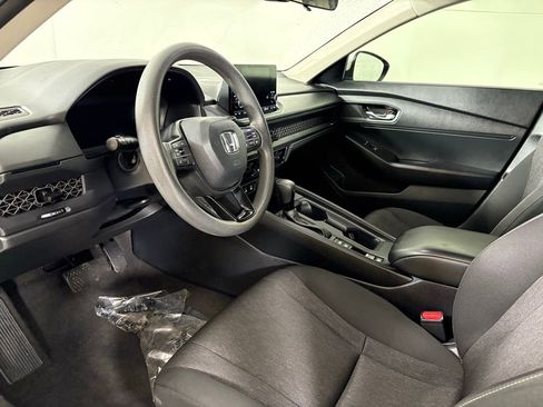Used 2023 Honda Accord LX image 21