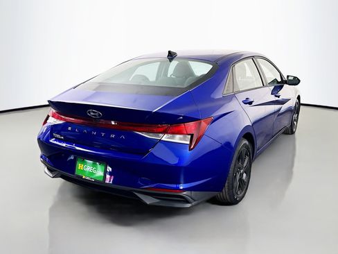 Used 2021 Hyundai Elantra SEL FWD image 10