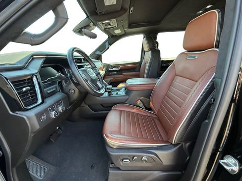 Used 2024 GMC Sierra 1500 Denali Ultimate AWD/4WD image 9