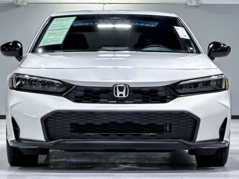 Used 2025 Honda Civic Sport image 5