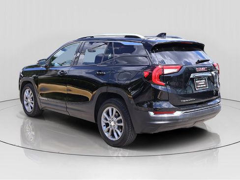 Used 2024 GMC Terrain SLT FWD image 5