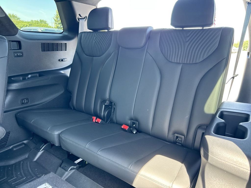 Used 2023 Hyundai Palisade Calligraphy AWD/4WD image 25